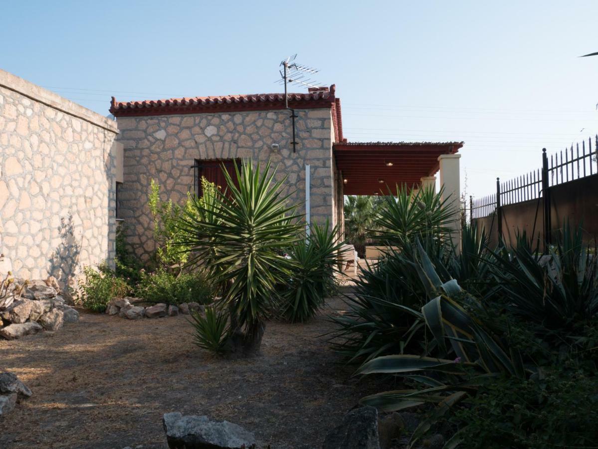 Вилла Stone House Khloi Экстерьер фото